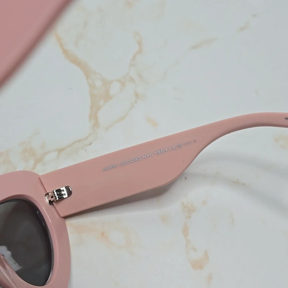 Marc Jacobs Crystal Pink Sunglasses Oversized Cat Eye MARC 798/S 3DV IR
